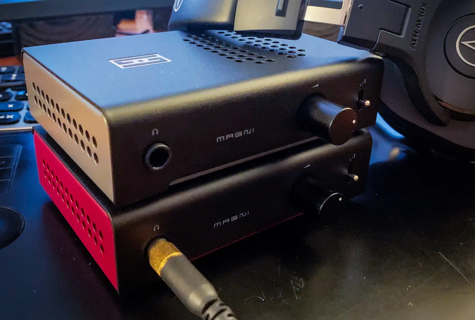 Schiit Magni+ Vs. Magni Heretic Headphone Amp Comparison | SeanRose.com